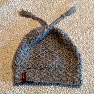 Turtle Fur winter hat. Adult size. Gray with silver threading throughout.